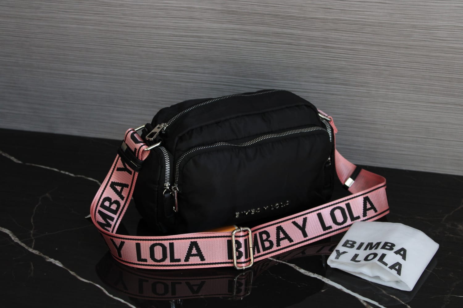 Bolso Bimba y Lola tipo Croosbody para Dama Correa Ajustable Rosa –  PC-ELECTRÓN